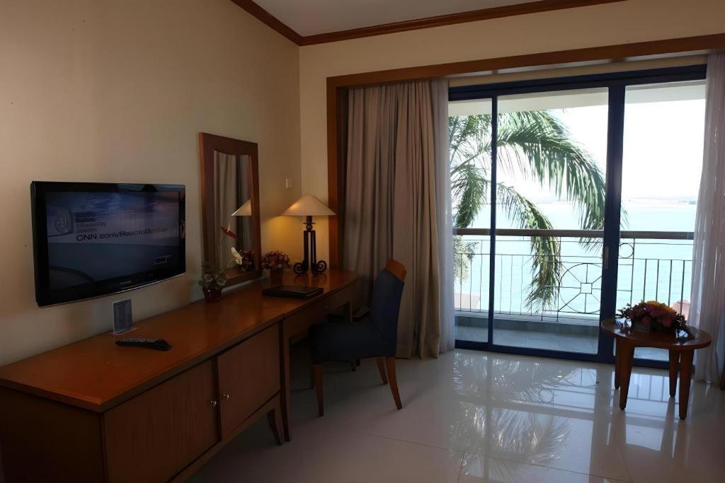 Makassar Golden Hotel Eksteriør billede