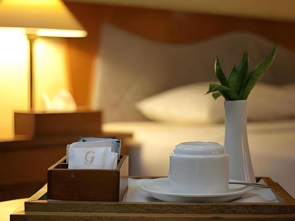 Makassar Golden Hotel Eksteriør billede